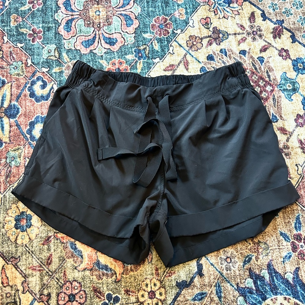 Black Women's Lululemon Shorts
